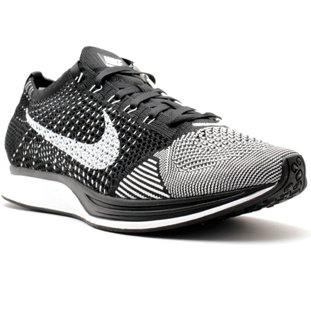 Nike Flyknit Racer 526628-002 Size 10 RARE